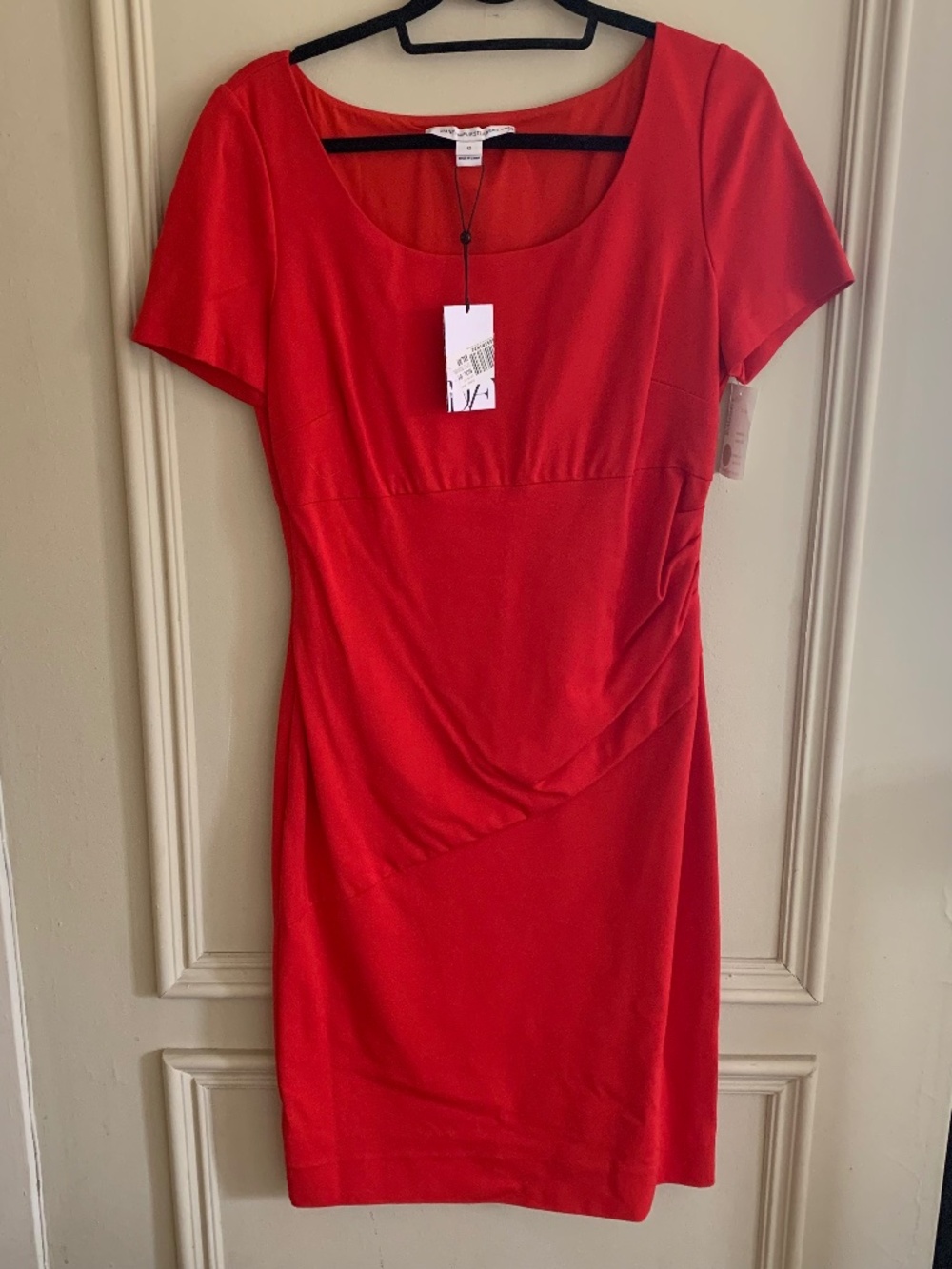 Vibrant red Diane Von Furstenberg Dress (12)